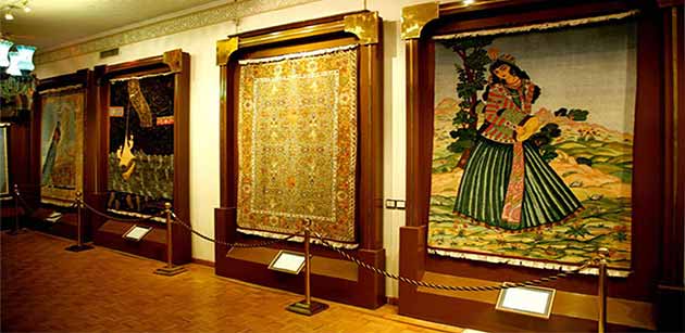 amazing carpet museum in tehran